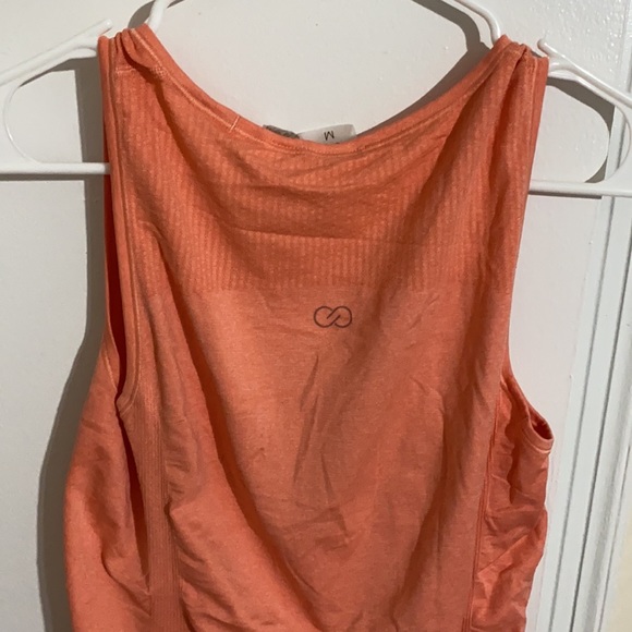 CALIA top - Picture 4 of 5